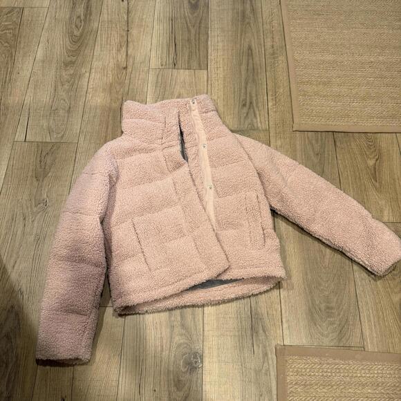 Abercrombie & Fitch Jackets & Blazers - Abercrombie & Fitch Women's Pink Fleece Jacket XS
